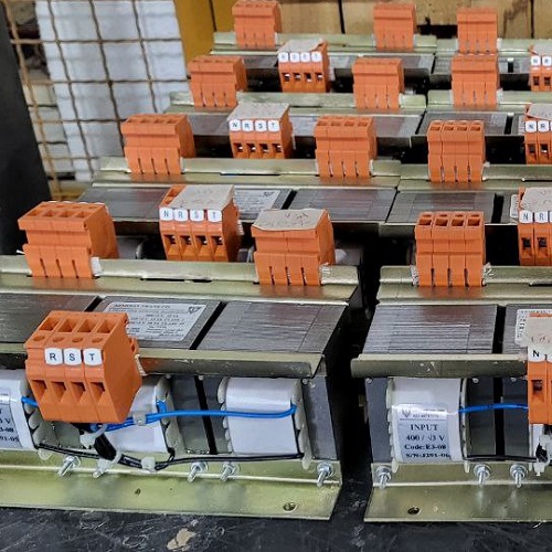 واریابل چیست