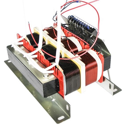 کارخانه ترانسفورماتور سه فاز