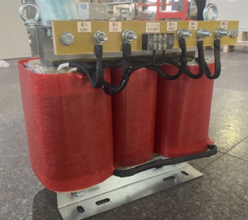 ترانس ایزوله سه فاز به تک فاز